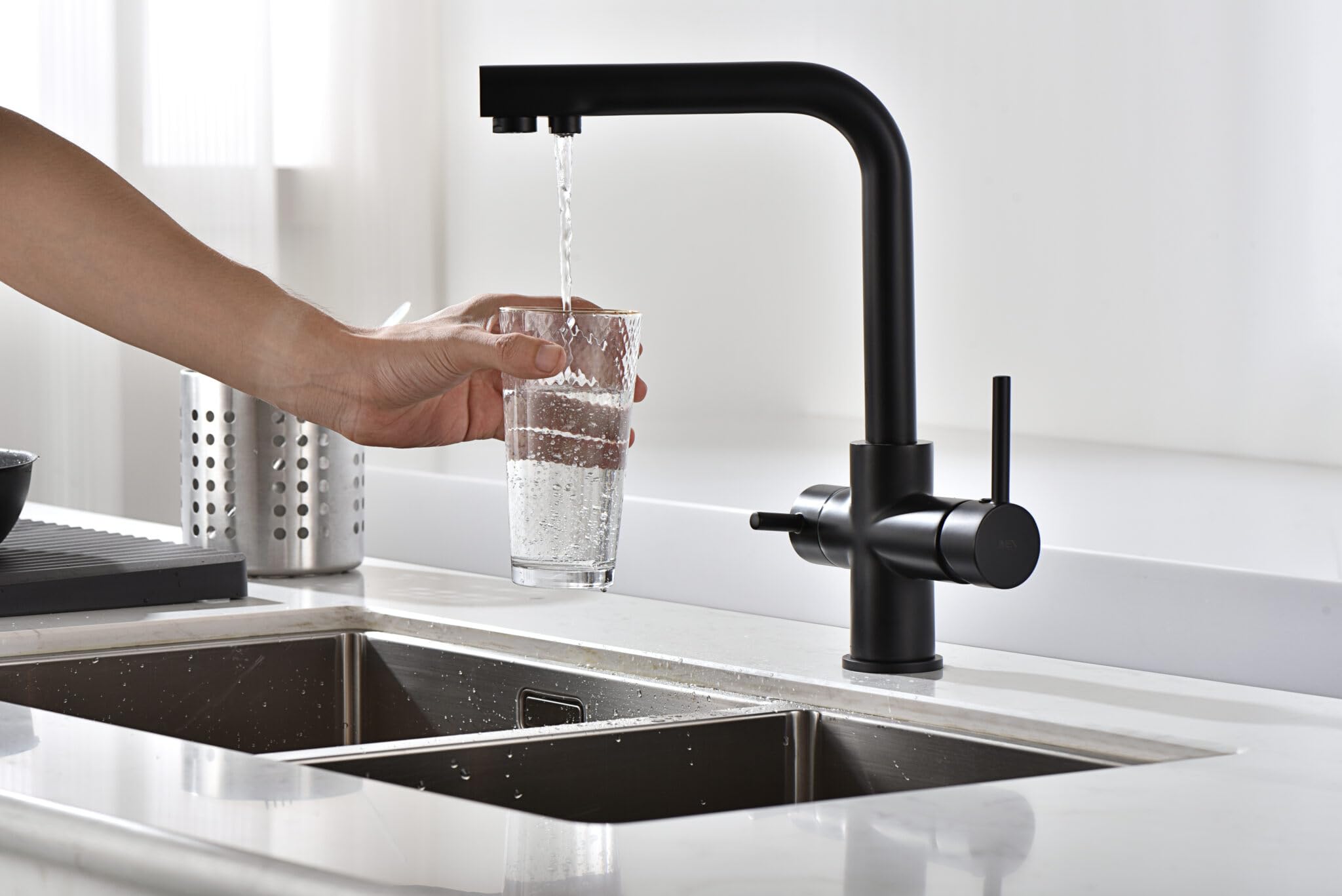Grifo cocina 2 vías para ósmosis IMEX Marsella GOS004 negro mate