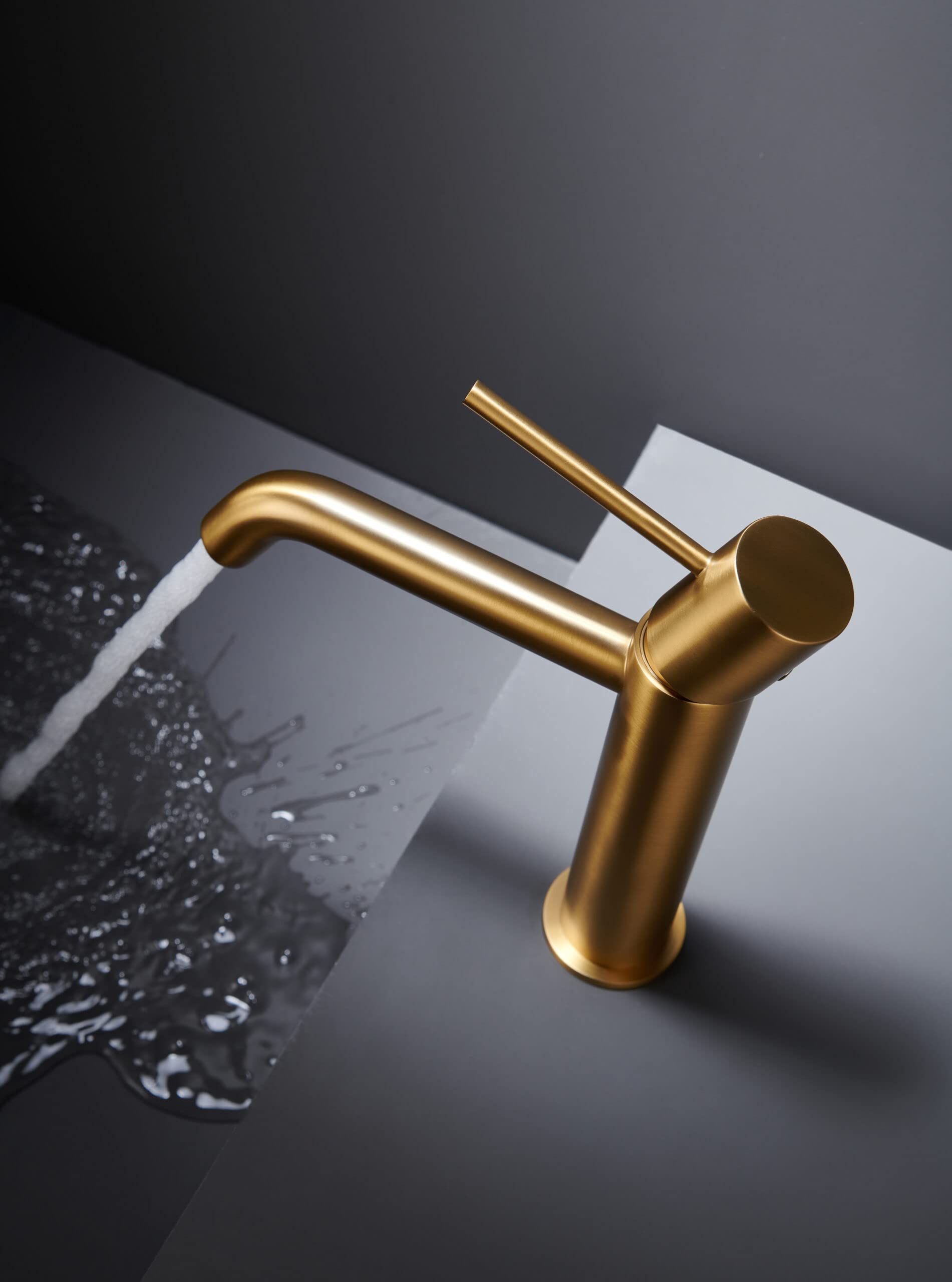 Imex - Grifo Monomando para Lavabo Monza BDM039-1 | Oro cepillado, Cartucho cerámico Ø26 mm, Flexos 3/8”